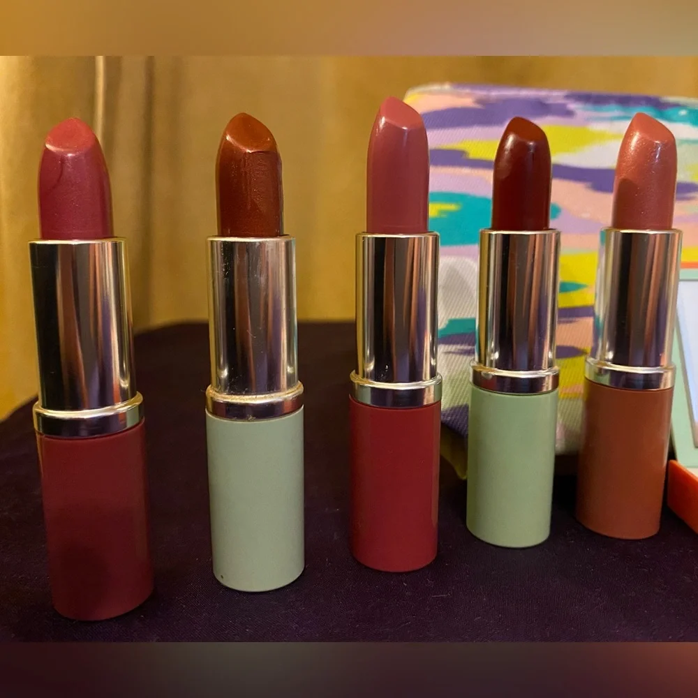 NEW Clinique Lipstick & Skincare Collection & Colorful Bag Details N description - Picture 5 of 9